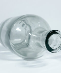 Garrafa de vidro Kaleid 750ml lisa com fundo pesado e base grossa para gins.