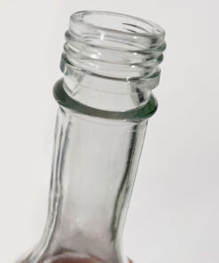 Garrafa Firenze 375ml inspirada no estilo europeu. Delicadeza e charme para vinhos em pequenas edições, licores e azeites trufados. Compre online!
