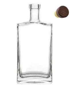 Imponência e sofisticação com a Garrafa Grandeur 750ml. Linhas retas perfeitas para cachaças de alambique e destilados finos. Veja mais detalhes!